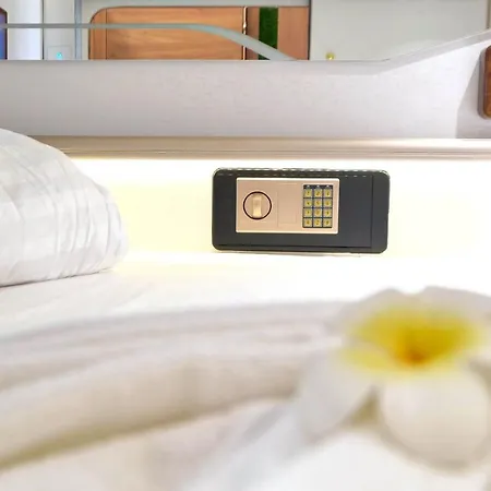 Capsule hotel Capsule