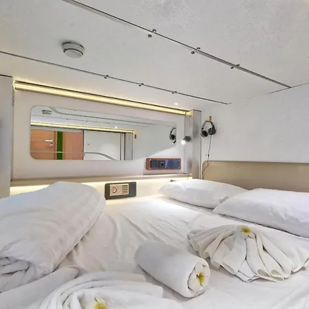 Kapselhotell Capsule Ljubljana