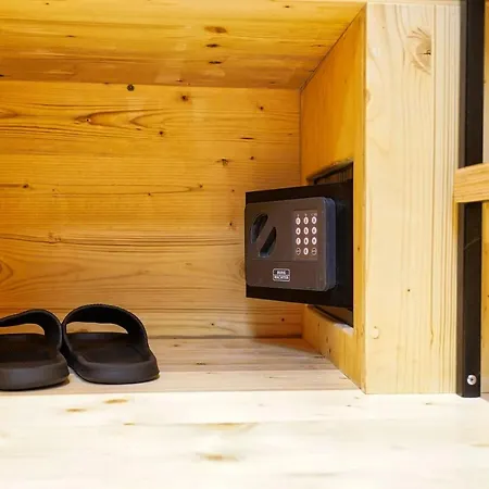 فندق-كبسولة Capsule ليوبليانا