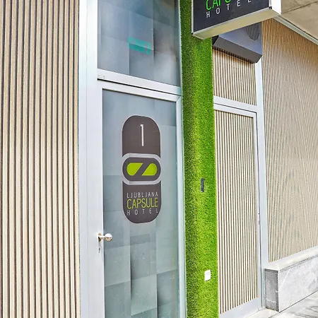 Capsule Kapselhotell Ljubljana
