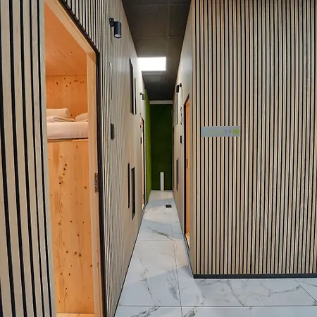 Capsule Hotel kapsula