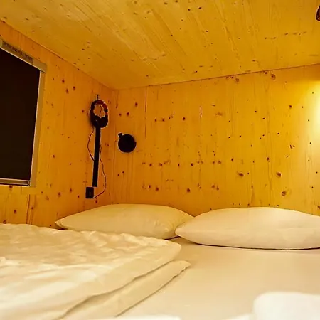 Capsule hotel Capsule