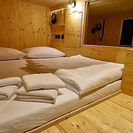 Capsule Capsule hotel Ljubljana