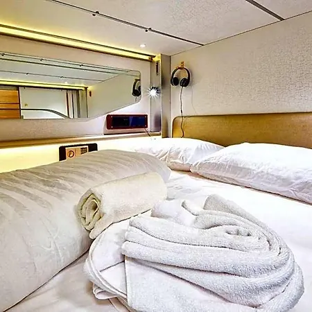 Capsule Capsule hotel Ljubljana