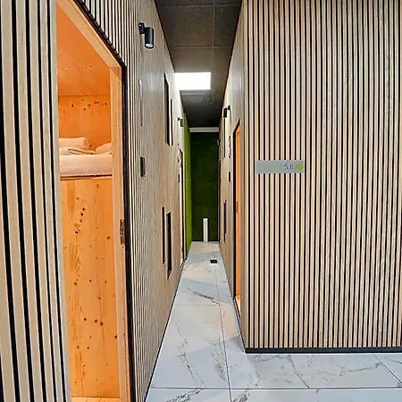 Capsule Capsule hotel 2*