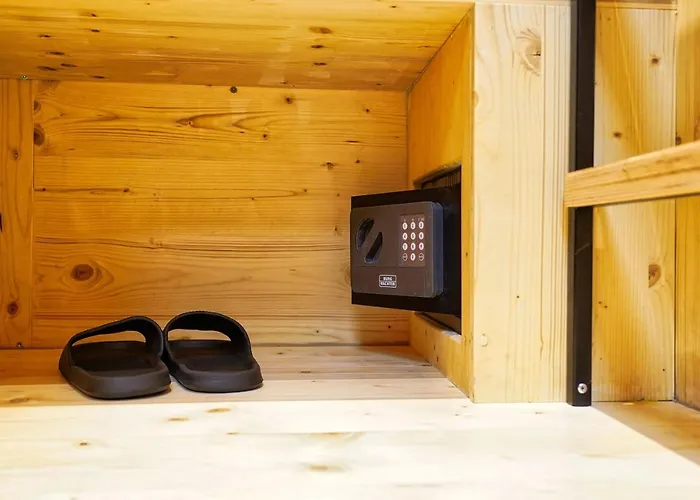 Kapsül Otel Capsule Ljubljana