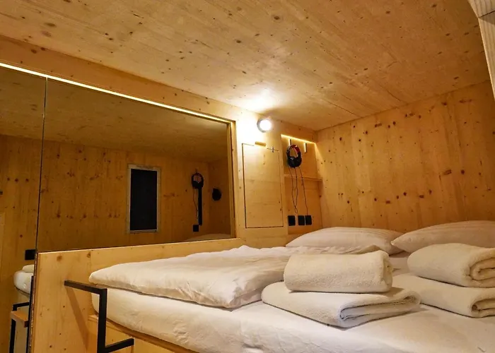 Kapsül Otel Capsule 2*