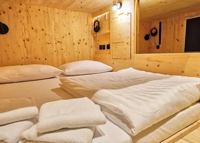 Capsule Kapsül Otel 2*